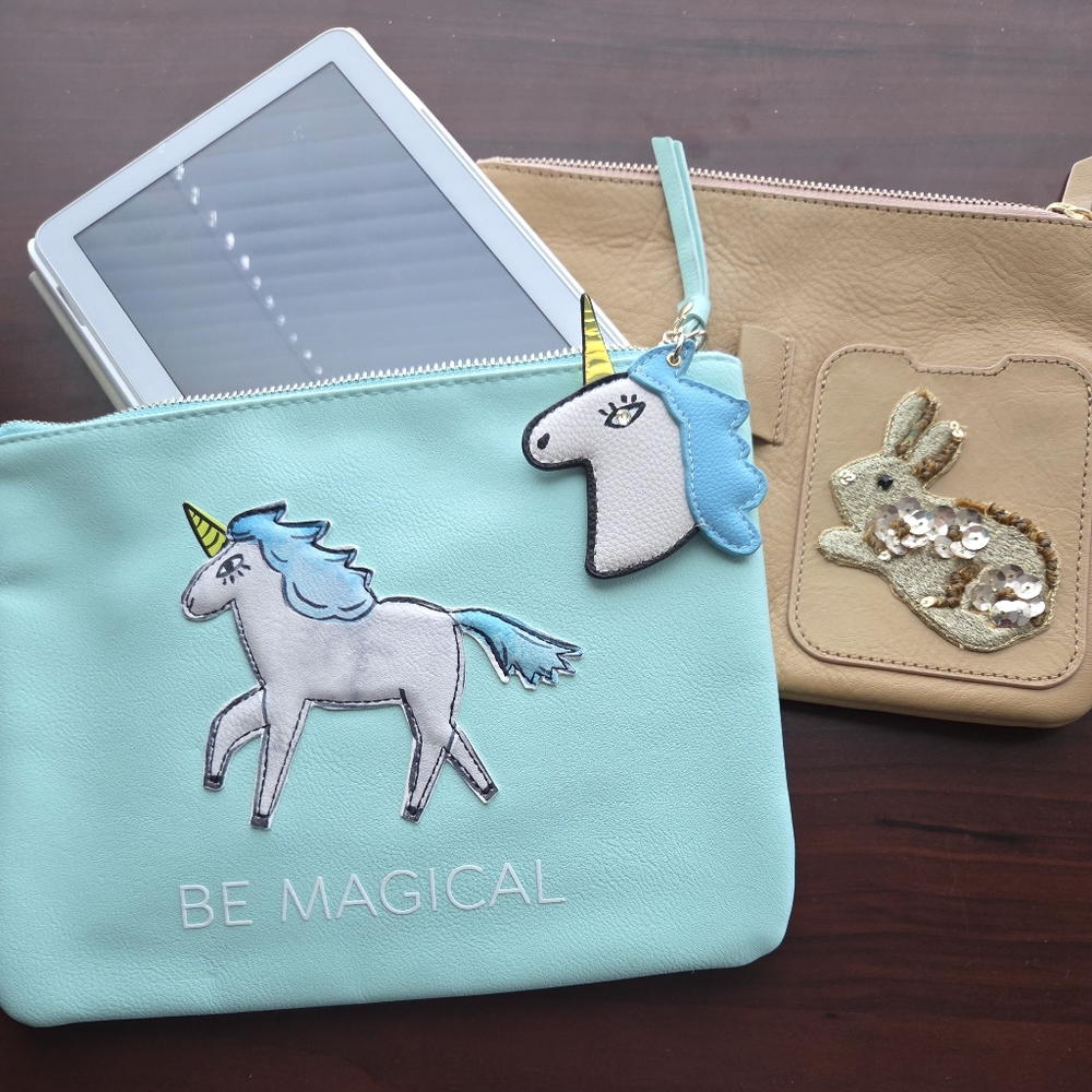 2 × Cosmetic/Tablet Case - Picture 6 of 6